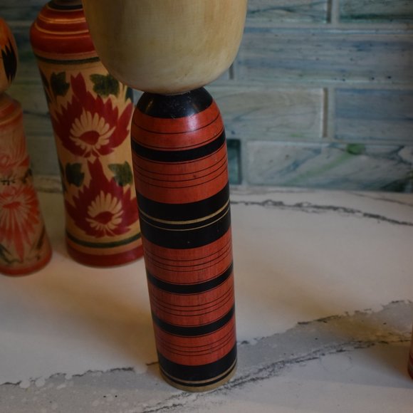 Vintage Kokeshi Wooden Hand Painted Japanese Dolls-Set of 2 - Picture 9 of 12